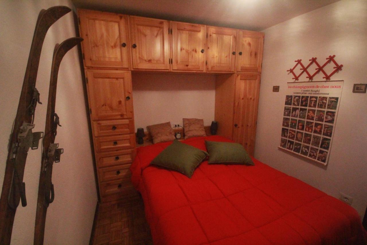 L'Atelier Du Temps - La Petite Maison De Pepa ลาซัลเล ภายนอก รูปภาพ