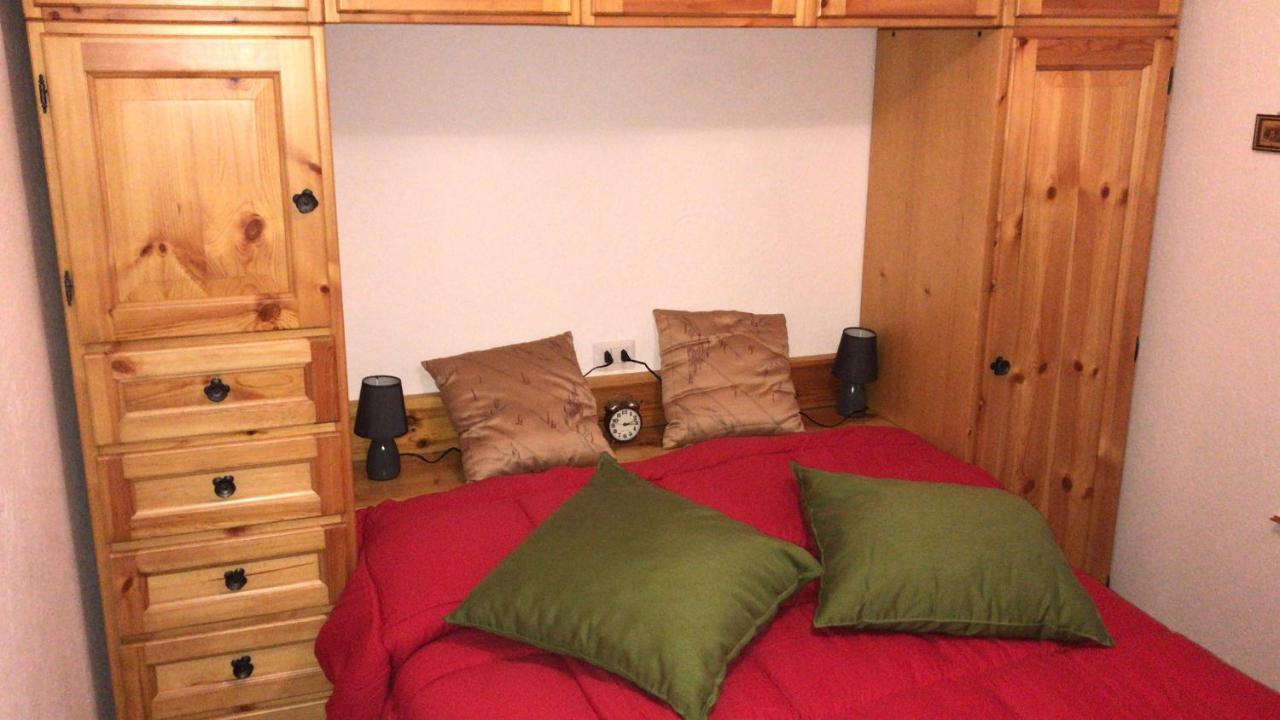 L'Atelier Du Temps - La Petite Maison De Pepa ลาซัลเล ภายนอก รูปภาพ